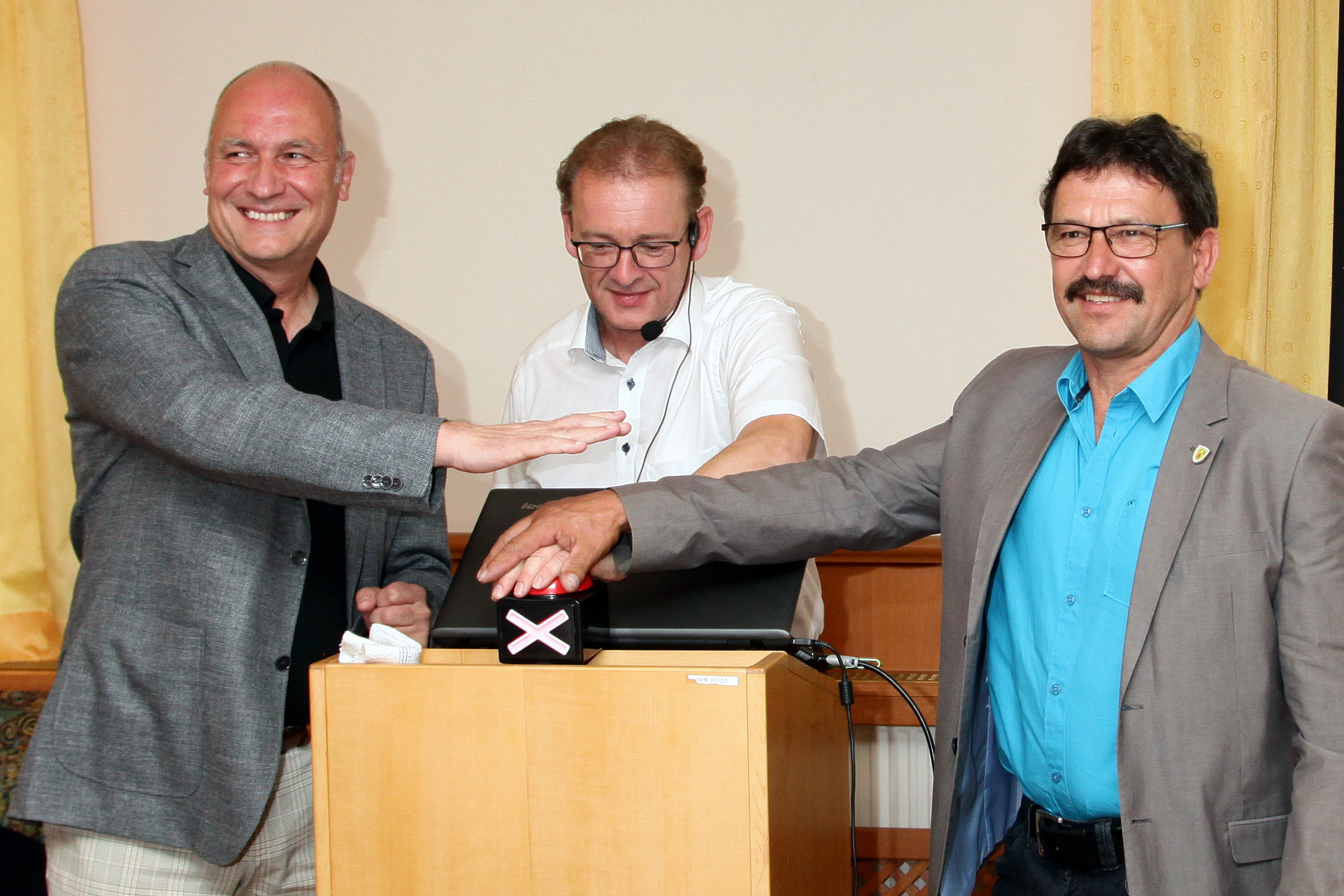 Jahreshauptversammlung 2022: Der Vorstand erweitert und verj&uuml;ngt sich